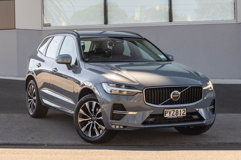 Volvo XC60 B5 AWD Plus