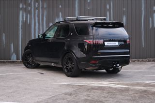 Land Rover Discovery D250 R-Dynamic SE