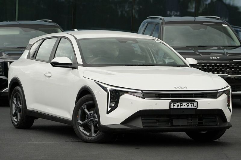 Kia K4
