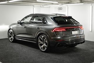 Audi RS Q8 4.0PT/4WD/8AT