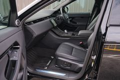 Land Rover Range Rover Evoque P270e Dynamic SE