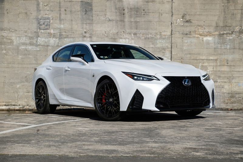 Lexus IS 500 F-Sport Performance V8