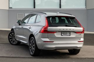 Volvo XC60 B5 AWD Plus