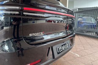Leapmotor C10