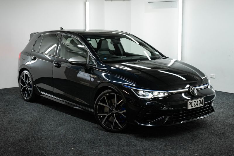 Volkswagen Golf R DSG 2.0PT/4WD/7AT