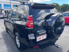 Toyota Landcruiser Prado