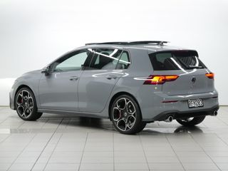 Volkswagen Golf GTI Touring