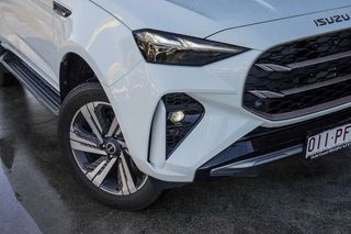 Isuzu MU-X