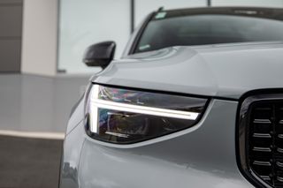 Volvo XC40 B4 FWD Ultra Dark