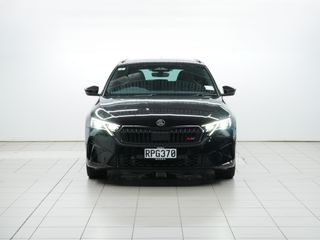 Skoda Octavia Wagon RS + TSI 195kW