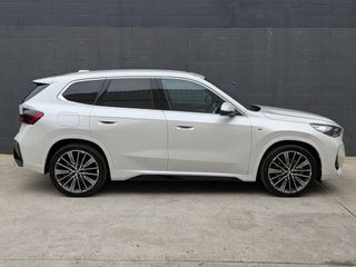 BMW iX1 XDRIVE30