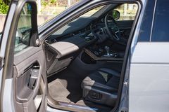 Land Rover Range Rover Evoque P300e R-Dynamic SE