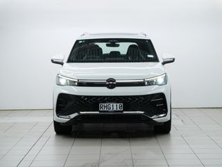 Volkswagen Tiguan R-Line 2WD