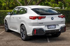 BMW iX2