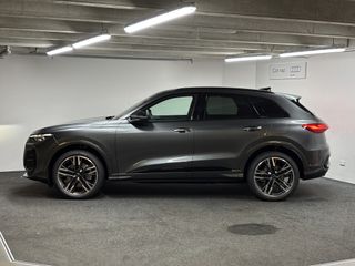 Audi Q5 SUV TFSI quattro S tronic 1
