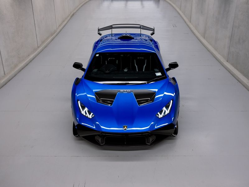 Lamborghini Huracan STO