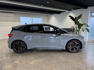 CUPRA Born CUPRA/SEAT V+