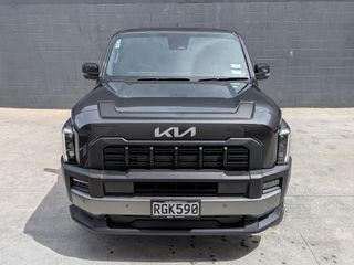 Kia Tasman TX-S 4WD 2.2L Diesel