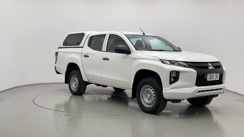 2022 MITSUBISHI TRITON GLX (4x4)