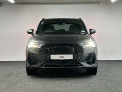 Audi Q3 45 TFSI q S tronic (180 kW)