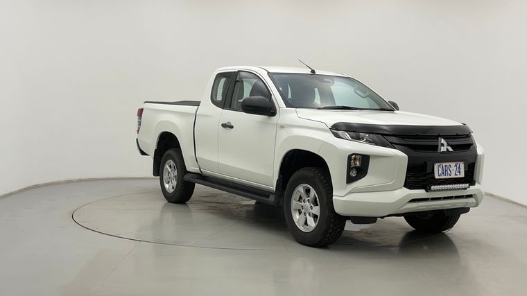 2022 MITSUBISHI TRITON GLX+ (4x4)