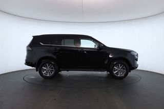 Isuzu MU-X