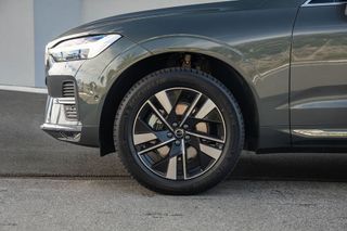 Volvo XC60 B5 AWD Plus