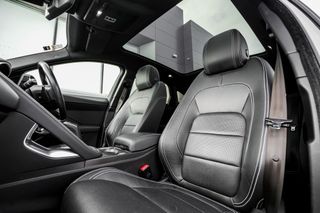 Jaguar E-Pace P250 AWD R-Dynamic SE