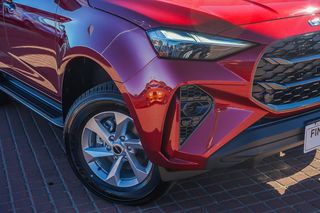 Isuzu MU-X