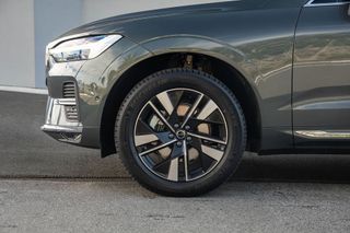 Volvo XC60 B5 AWD Plus