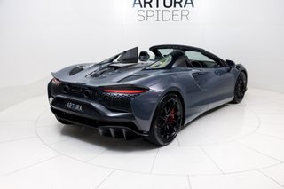 McLaren Artura Spider