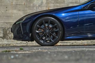 Lexus LC 500h Glass Top