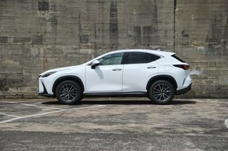 Lexus NX 350h Premium