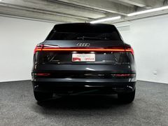 Audi e-tron 55 quattro