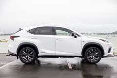 Lexus NX 300H F-Sport AWD