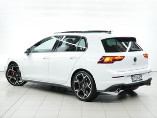 Volkswagen Golf GTI Touring