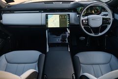 Land Rover Range Rover Sport D300 Dynamic SE