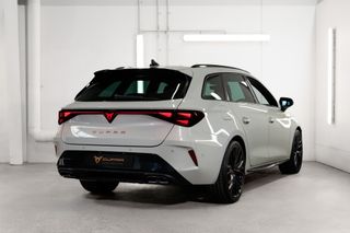 CUPRA Leon V Sportstourer Pantera Edtion
