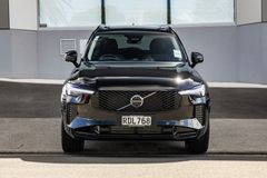Volvo XC90 T8 Ultra Plug-in Hybrid (2025.5)