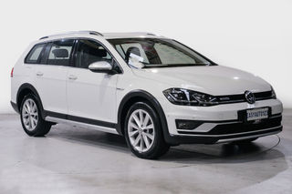 VOLKSWAGEN GOLF Alltrack 132TSI Premium