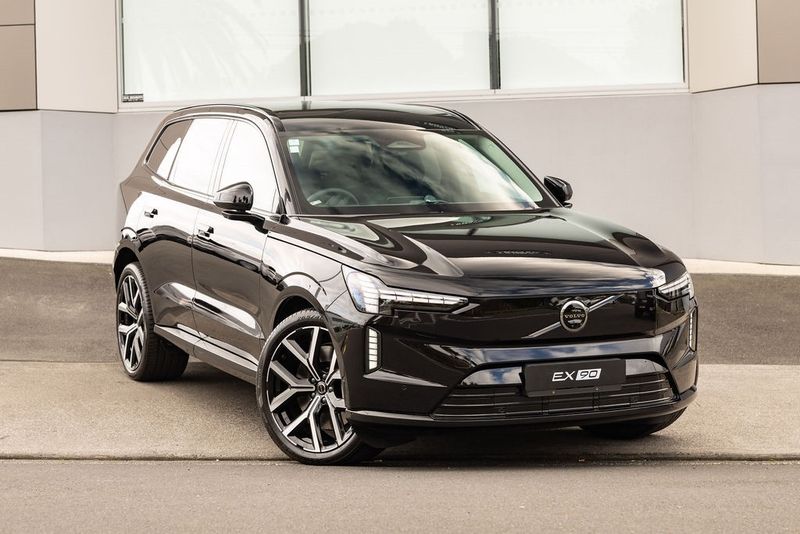 Volvo EX90 Ultra Twin Motor Performance