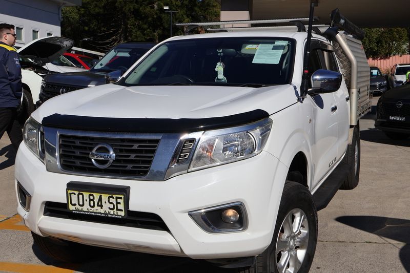 NISSAN NAVARA RX