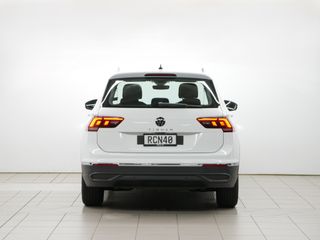Volkswagen Tiguan TSI Life 2WD