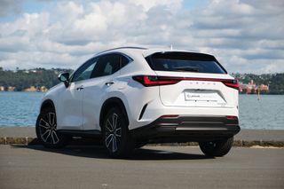 Lexus NX 350h Limited