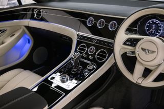 Bentley Continental GT V8