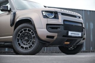 Land Rover Defender 110 P635 OCTA
