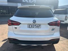 MG HS Plus EV