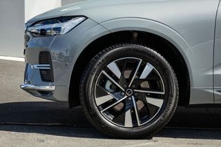 Volvo XC60 B5 AWD Plus