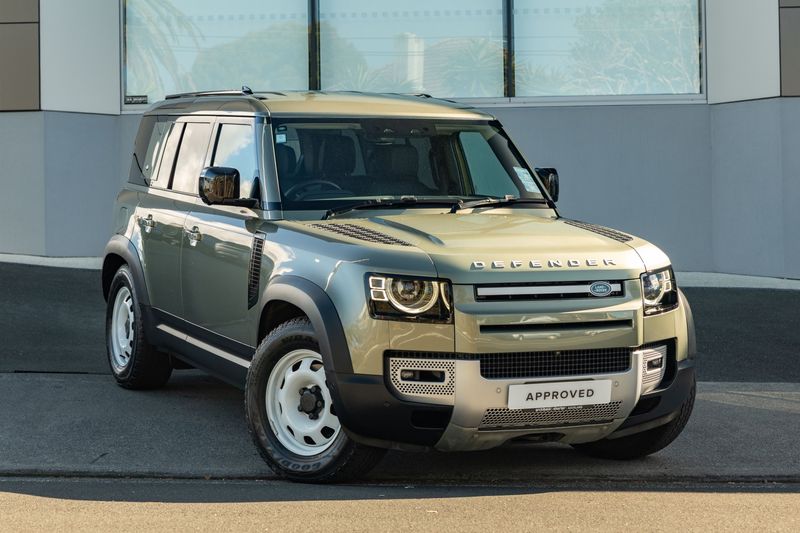 Land Rover Defender 110 D240 SE