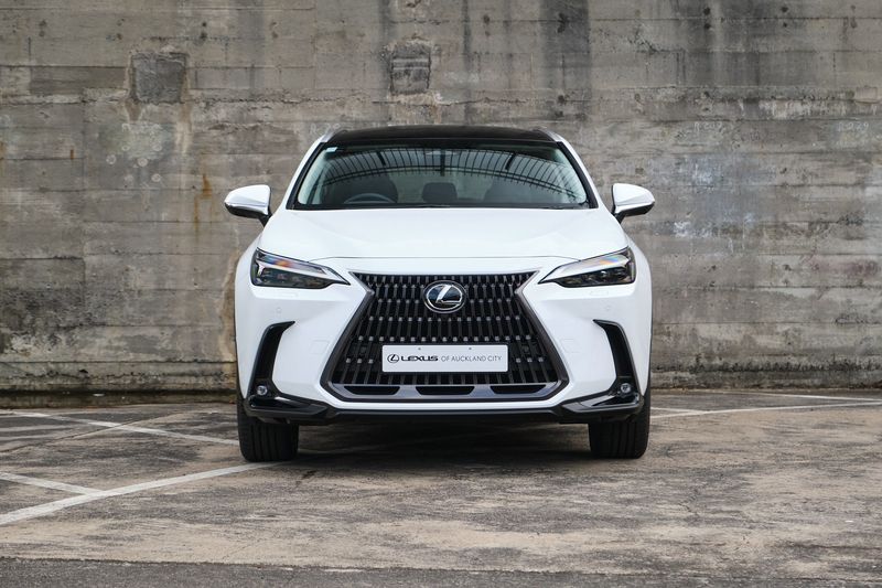 Lexus NX 350h Limited